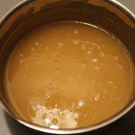 Krok 1 - Pszenny chleb z piwem na zakwasie foto