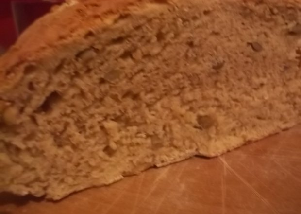 Fotografia przedstawiająca Pszenny chleb z płatkami owsianymi