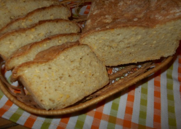 Fotografia przedstawiająca Pszenny chleb z soczewicą