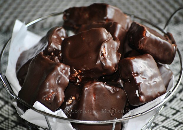 Fotografia przedstawiająca Ptasia pianka=pomysł na domowe czekoladki