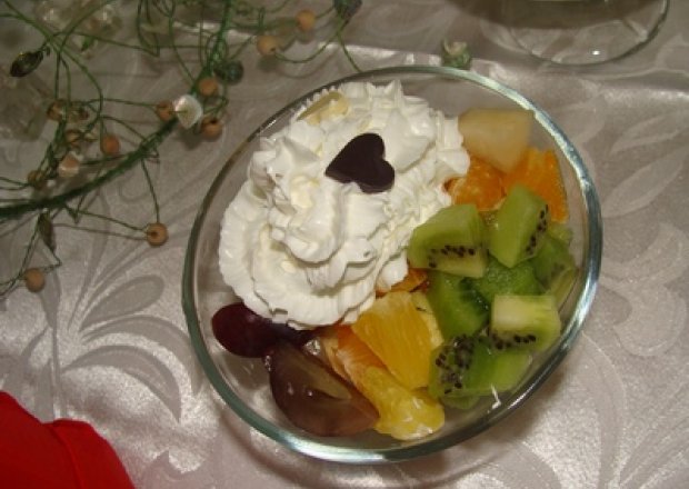 Fotografia przedstawiająca Pucharki owocowe