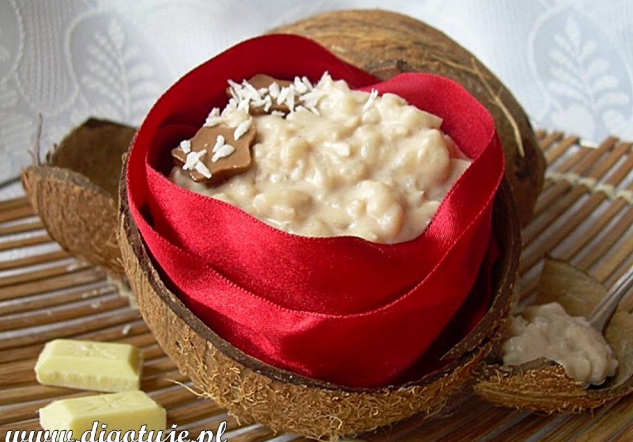 Pudding ryżowo-kokosowy z białą czekoladą  foto