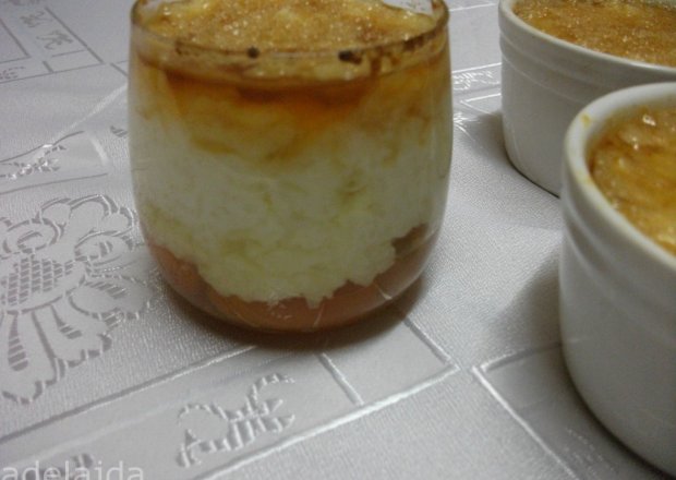 Fotografia przedstawiająca Pudding ryżowy z morelami karmelizowany