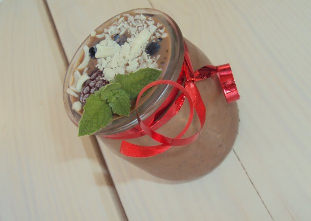 Fotografia przedstawiająca Pudding z chia na mleku roślinnym