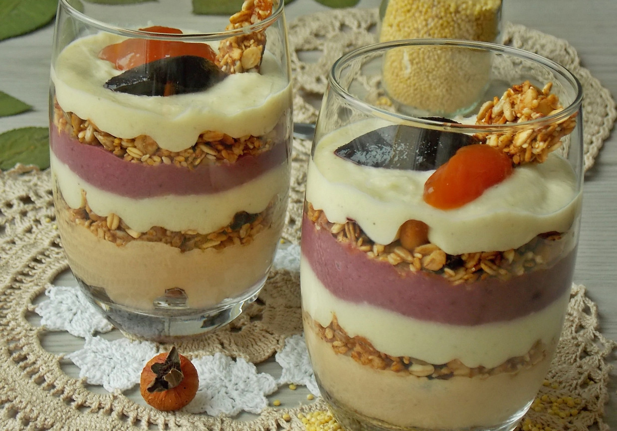 Pudding z kaszy jaglanej z granolą DoradcaSmaku.pl