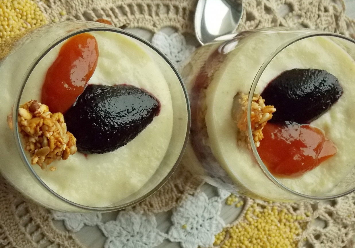 Pudding z kaszy jaglanej z granolą DoradcaSmaku.pl