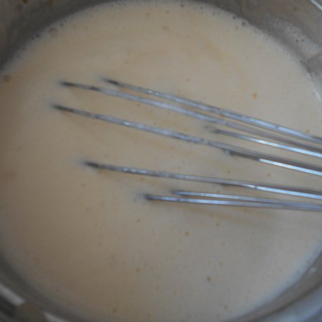 Krok 3 - Pudding z sosem truskawkowym foto