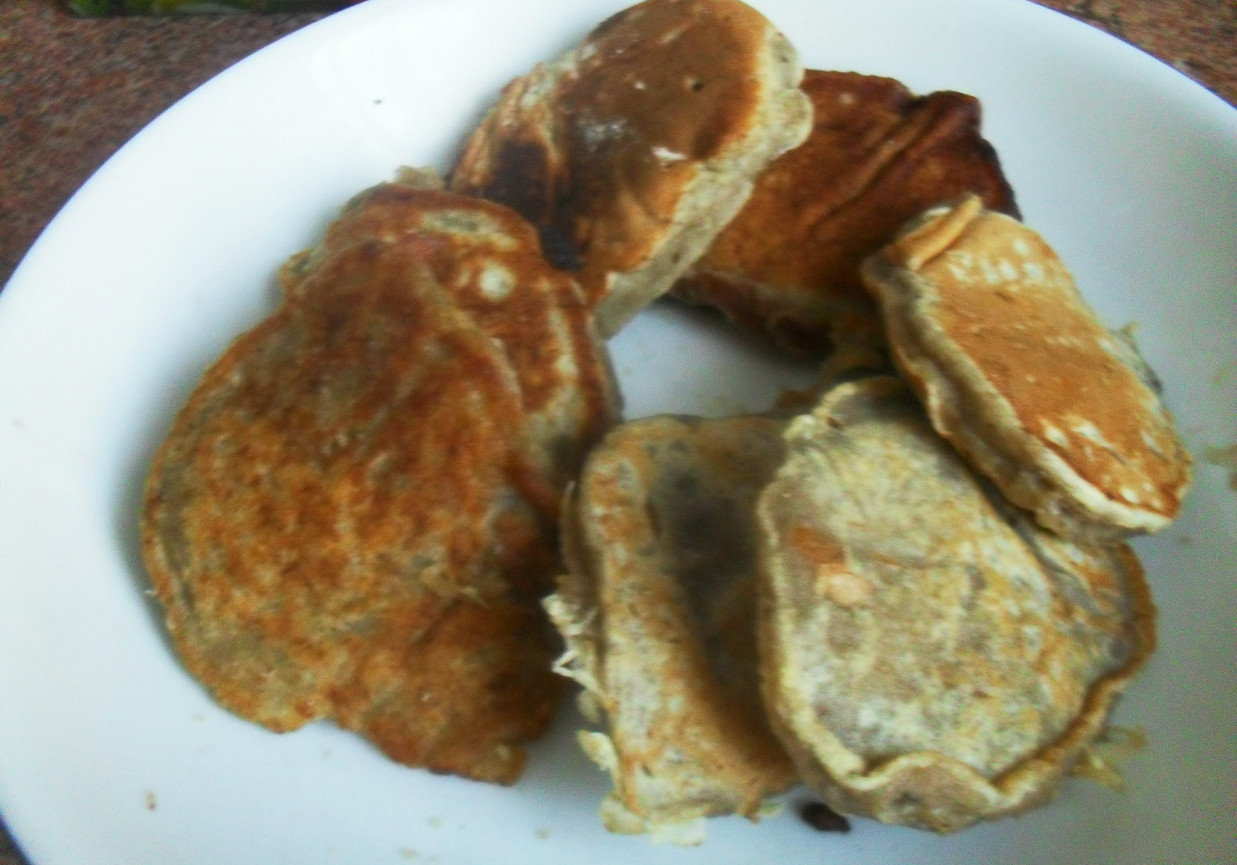 Pulchne pancakes brzoskwiniowe-bananowe  foto