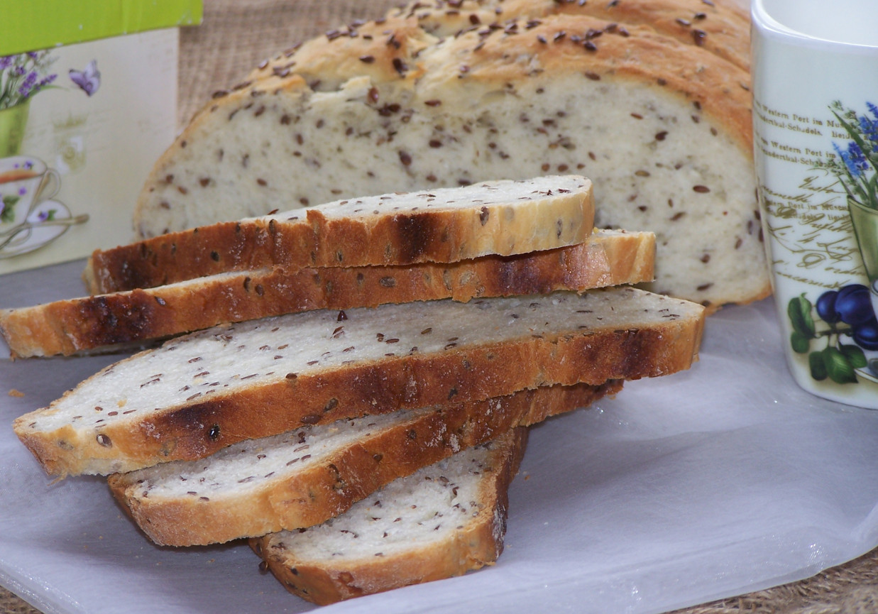 Pulchne z siemieniem lnianym, czyli chlebki na weekend DoradcaSmaku.pl