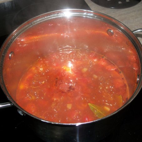 Krok 2 - Pulpeciki w aksamitnym sosie pomidorowym foto