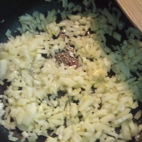 Krok 2 - Pulpeciki w sosie warzywnym foto