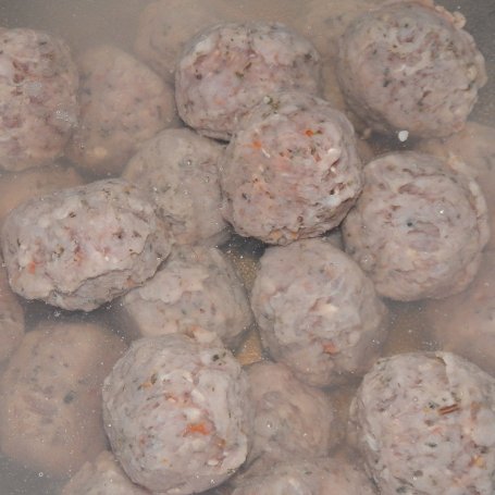 Krok 2 - Pulpeciki wołowe z suszonymi pomidorami foto