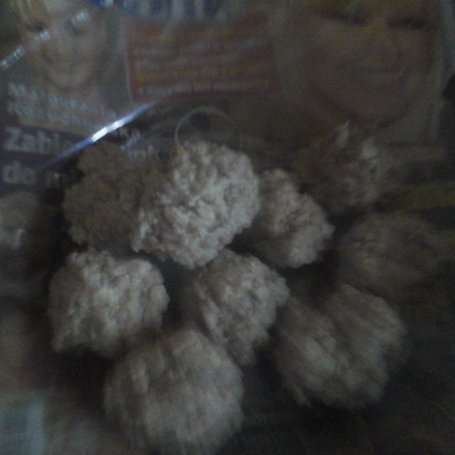 Krok 2 - PULPECIKI Z PURE ZIEMNIACZANYM, SOSEM POMIDOROWYM,Z SURÓWKĄ Z KAPUSTY PEKIŃSKIEJ foto