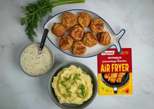 Fotografia przedstawiająca Pulpety rybne z air fryera w sosie koperkowym
