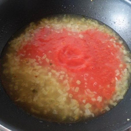 Krok 3 - Pulpety w  sosie pomidorowo cebulowym  foto