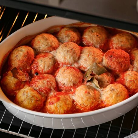 Krok 6 - Pulpety w sosie pomidorowym z piekarnika foto