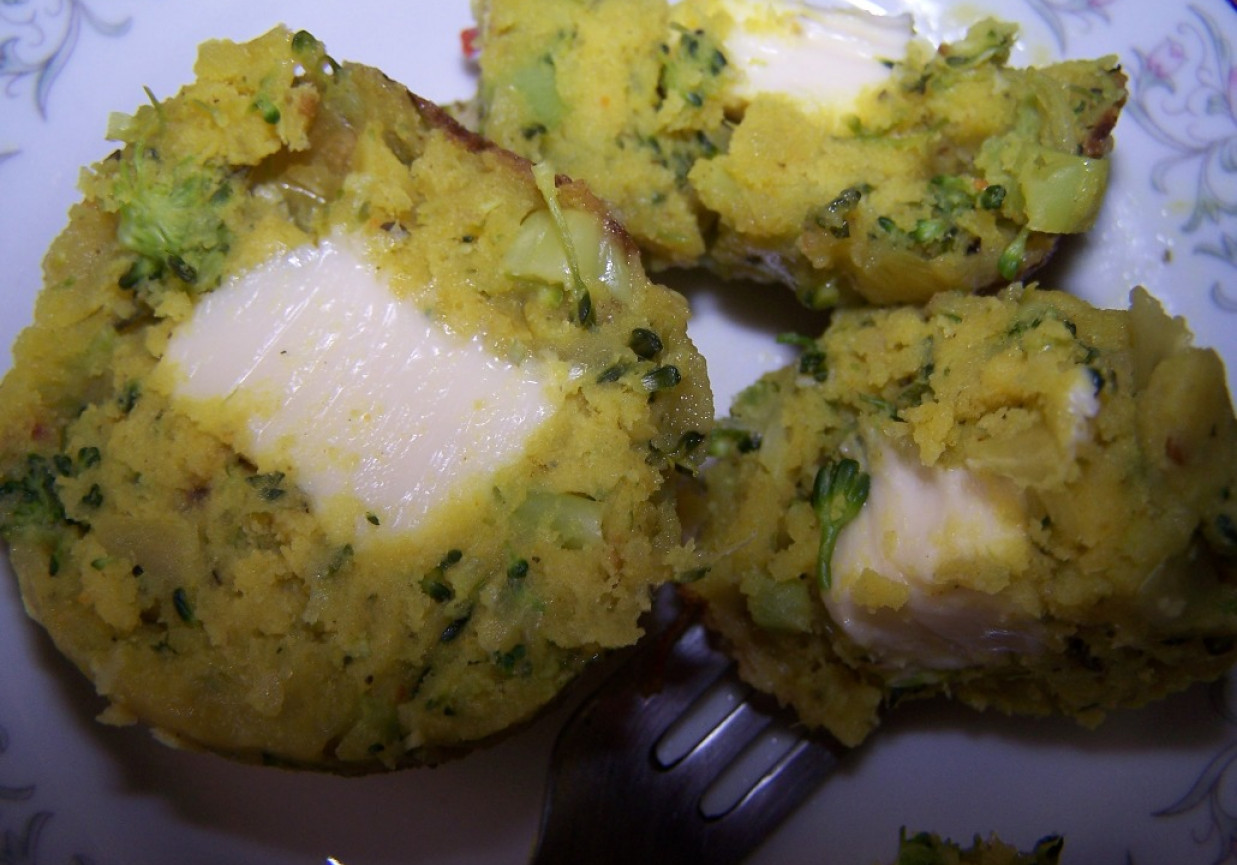 pulpety wegetariańskie z serem w kokosowym curry foto