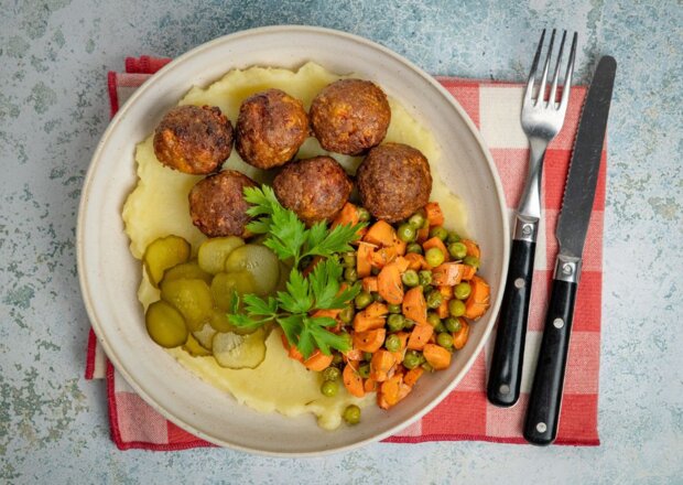 Fotografia przedstawiająca Pulpety z air fryera