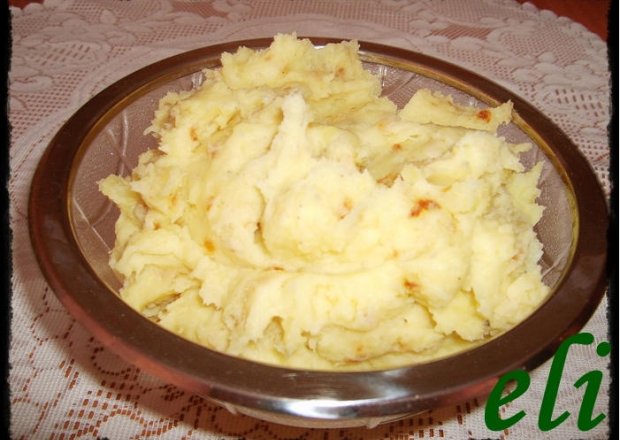 Fotografia przedstawiająca Pure ziemniaczane z prażoną cebulką Eli