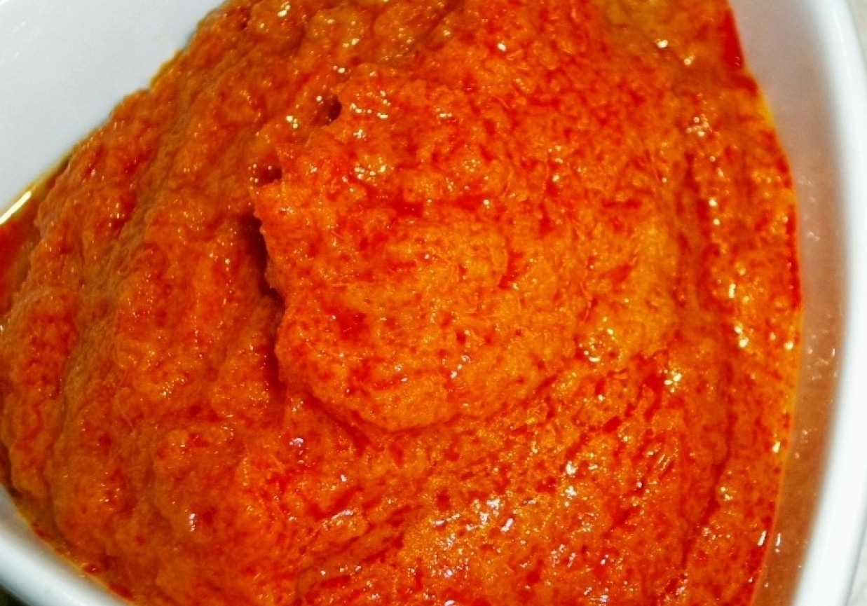 Puree marchewkowo-pomarańczowe z olejem chili foto