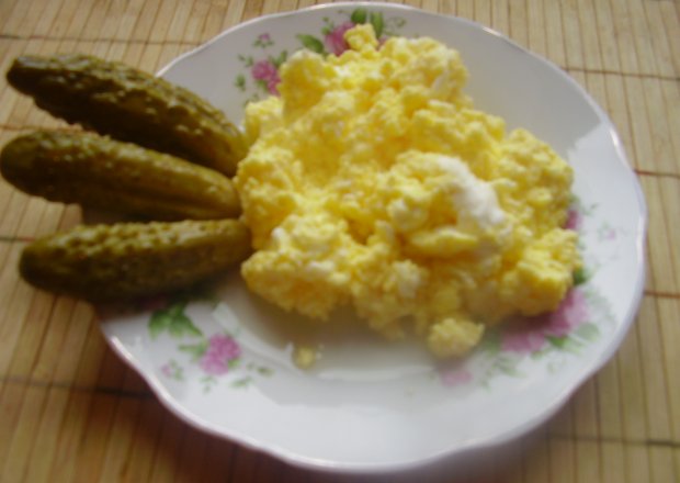 Fotografia przedstawiająca Puszysta jajecznica