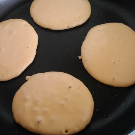 Krok 2 - Puszyste pancakes śniadaniowe foto