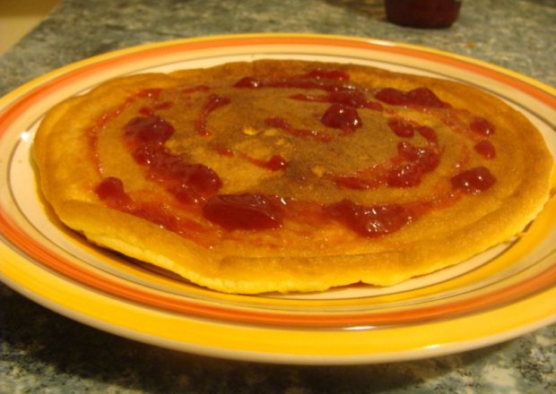 Fotografia przedstawiająca Puszysty omlet na słodko