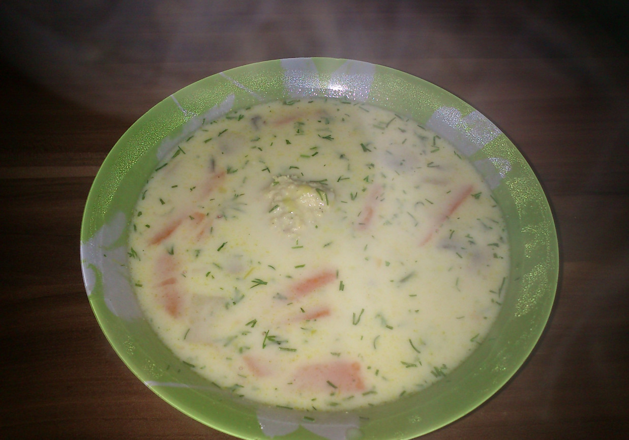 Pyszna zupa serowa foto