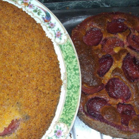 Krok 6 - pyszne szwajcarkie ciasto marchewkowe z polską śliwką i kremem z serka homogenizowanego... foto