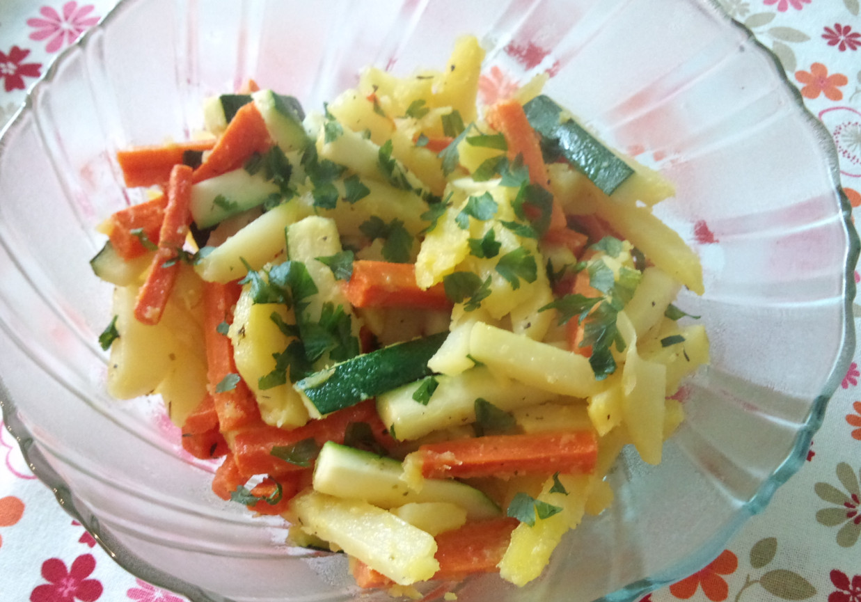 Pyszne warzywa do obiadu foto