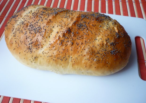 Fotografia przedstawiająca Pyszny chlebek z makiem