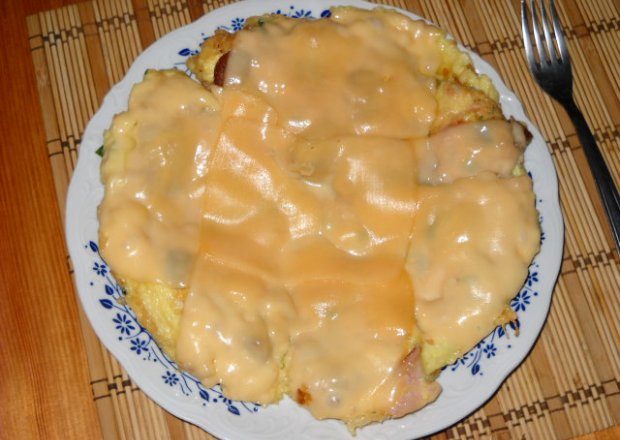 Fotografia przedstawiająca pyszny omlet