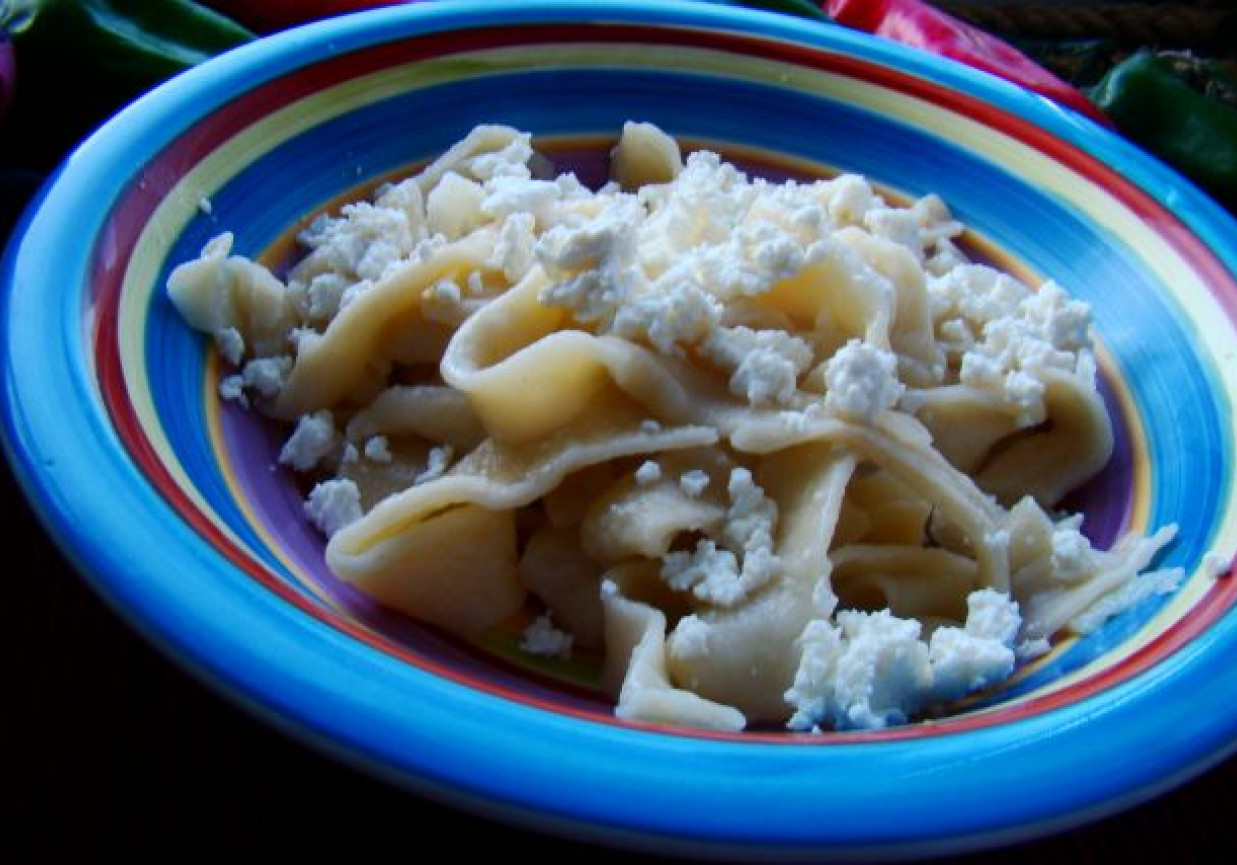 Pyszny swojski makaronik z serkiem foto