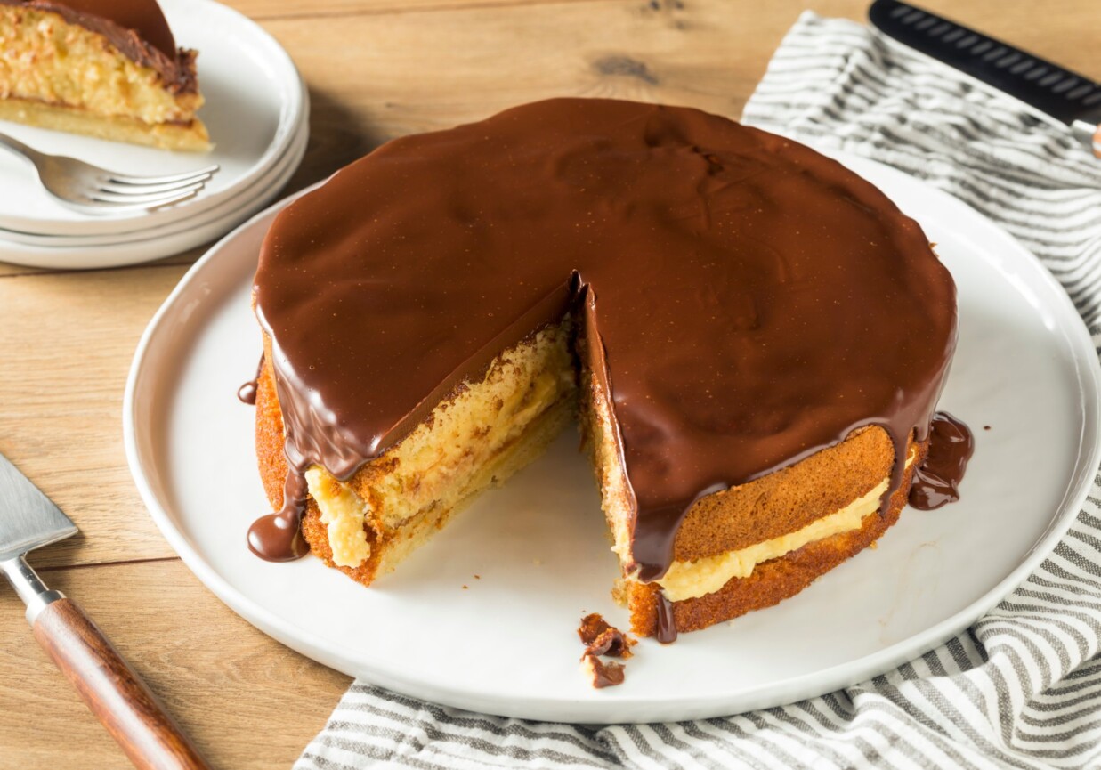 Pyszny tort z ajerkoniakiem foto