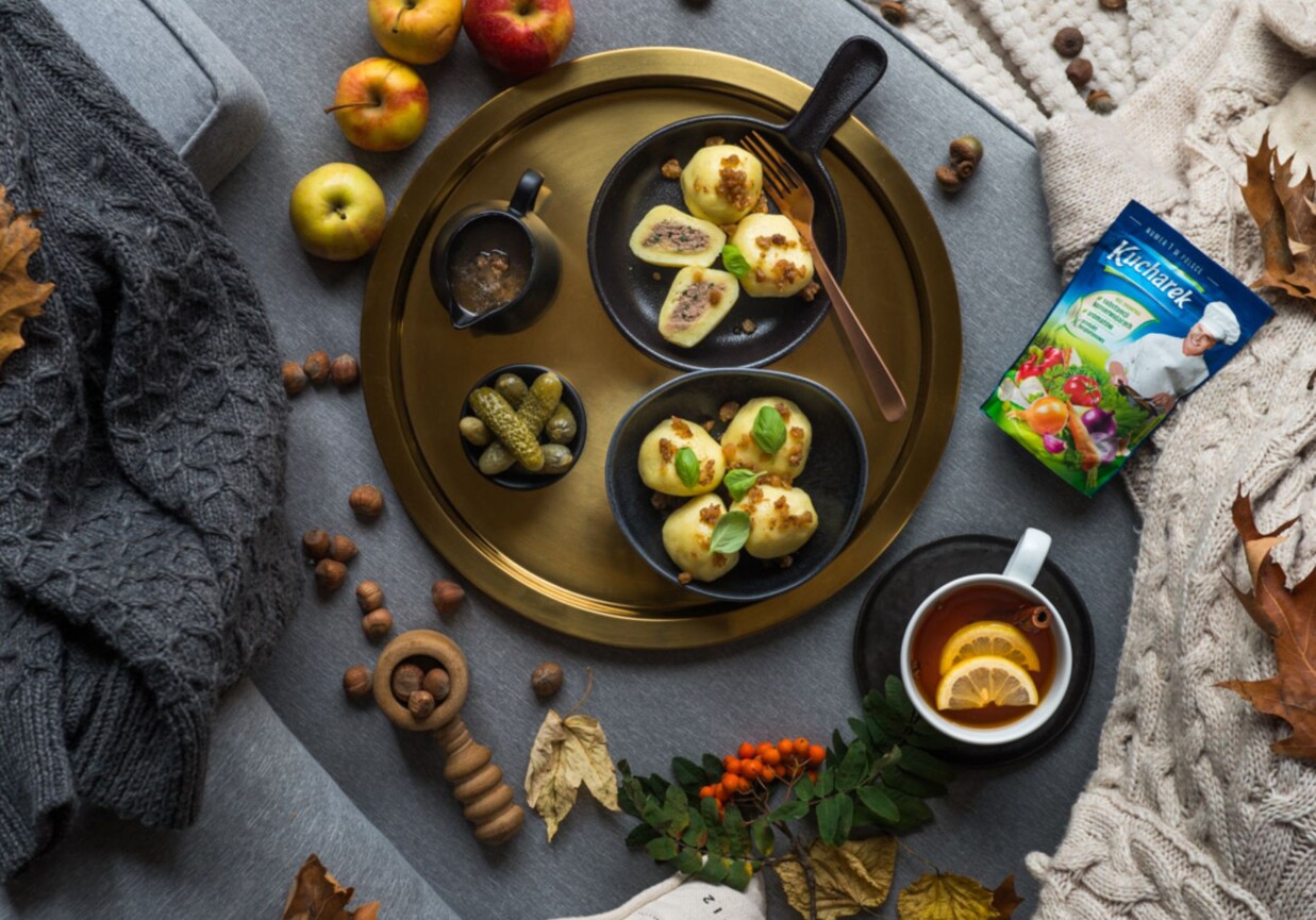 Pyzy z mięsem i skwarkami foto