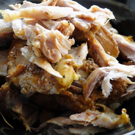 Krok 2 - Quesadilla potrójnie serowa z ognistym kurczakiem i cukinią foto