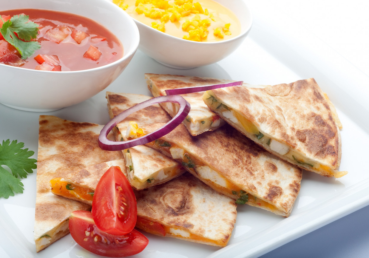 Quesadillas z pieczoną piersią z kurczaka i serem cheddar Konrada Birka