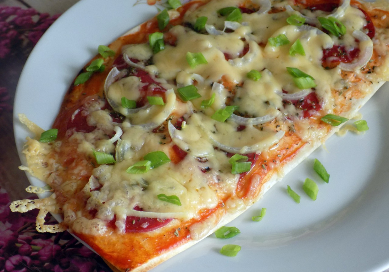 Quesadillas z salami DoradcaSmaku.pl