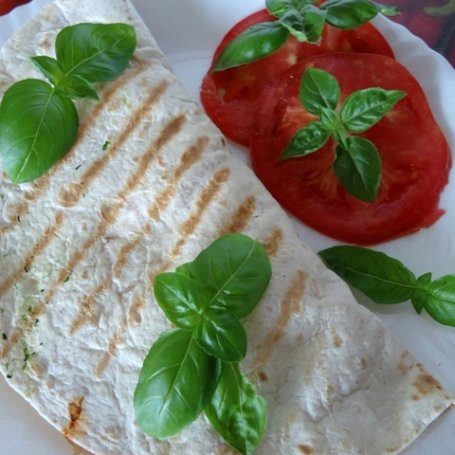 Krok 3 - Quesadillas z szynką i serem żółtym foto