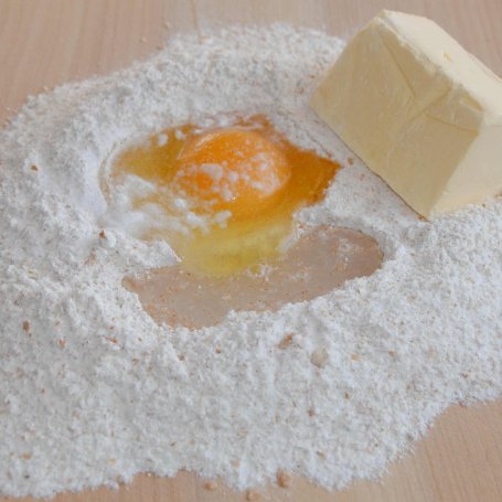 Krok 1 - Quiche wielkanocne foto