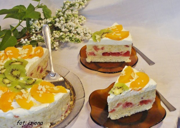 Fotografia przedstawiająca Rabarbarowy deser