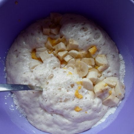 Krok 6 - Racuchy bananowe foto