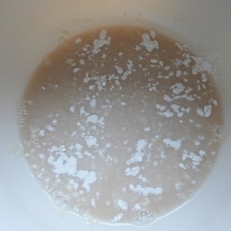 Krok 1 - Racuchy z gruszkami i daktylami foto