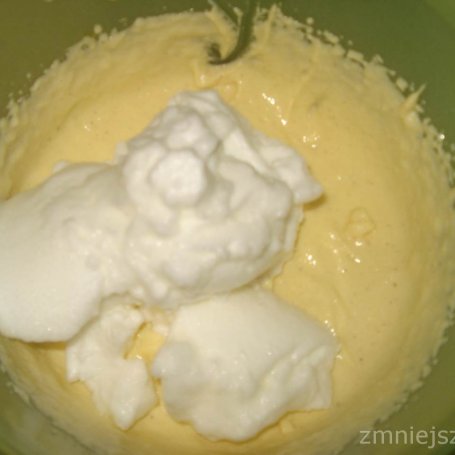 Krok 6 - Racuszki z białego sera i kaszy manny foto