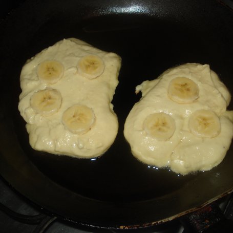 Krok 5 - Racuszki z riccottą i bananem foto