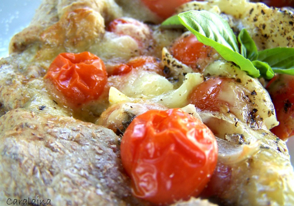razowa pizza Margherita (inna wersja) foto