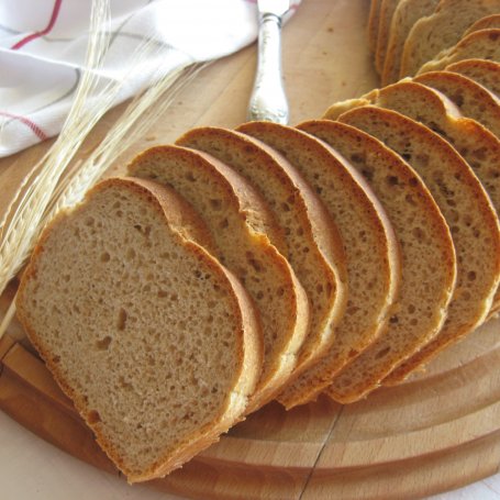 Krok 4 - Razowy chleb z płatkami owsianymi foto
