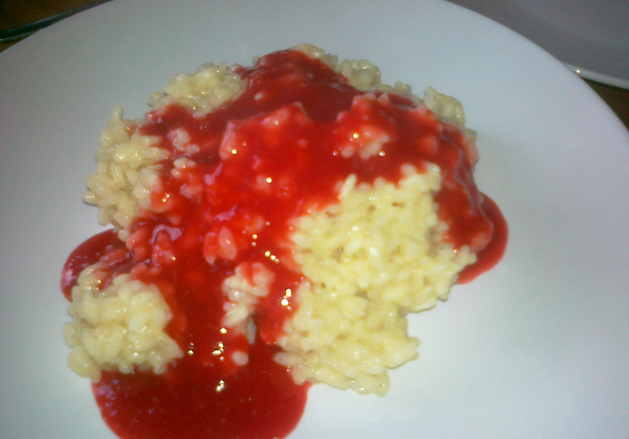 Rice pudding with plum sauce - pożywny, szybki deser ! foto