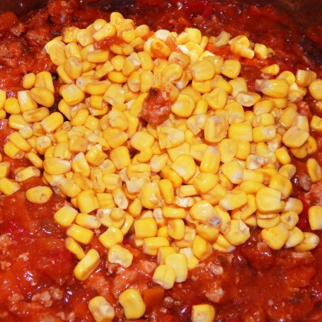 Krok 5 - Rigatoni z sosie pomidorowym z bakłażanem i wieprzowiną foto