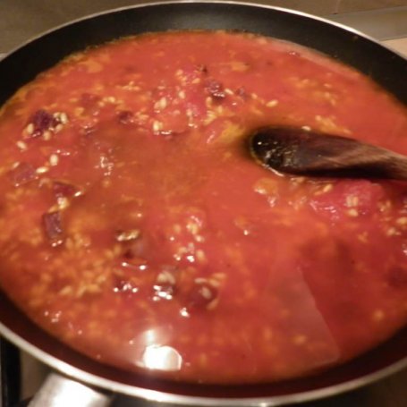 Krok 4 - Risotto na szynce w pomidorach z oliwkami i nie tylko ... foto